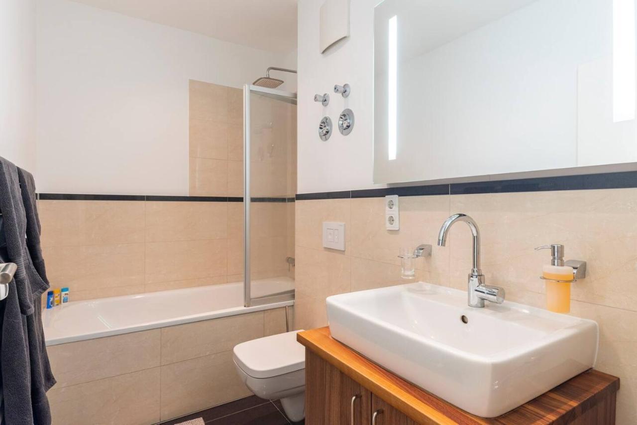 Super Zentrale, Gemutliche Wohnung Mit Balkon Лейпциг Экстерьер фото
